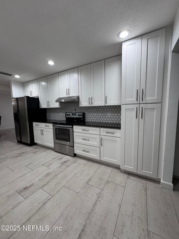 7335 FLORAL RIDGE Drive, Jacksonville, FL 32277