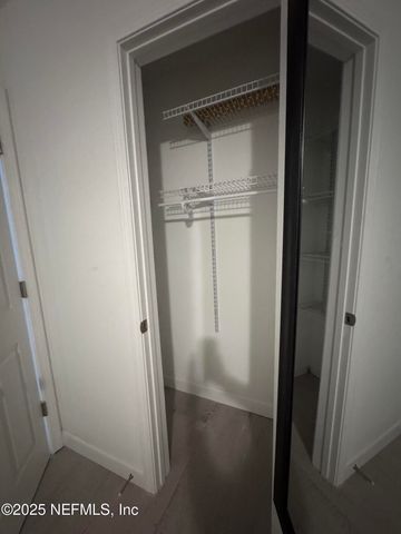 7335 FLORAL RIDGE Drive, Jacksonville, FL 32277