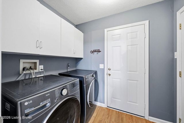 10514 Grecian Rd, Louisville, KY 40272