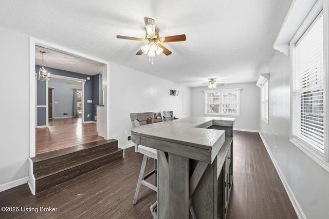 10514 Grecian Rd, Louisville, KY 40272