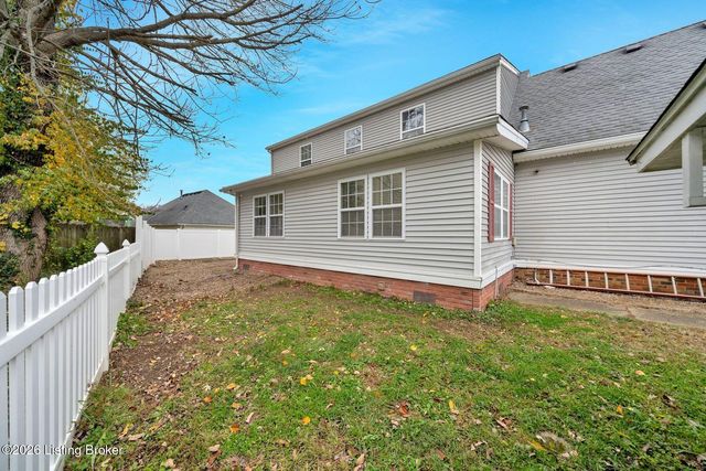 10514 Grecian Rd, Louisville, KY 40272