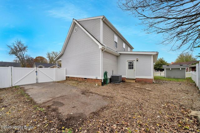 10514 Grecian Rd, Louisville, KY 40272