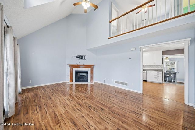 10514 Grecian Rd, Louisville, KY 40272