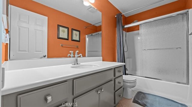 7030 Almeria, Fontana, CA 92336