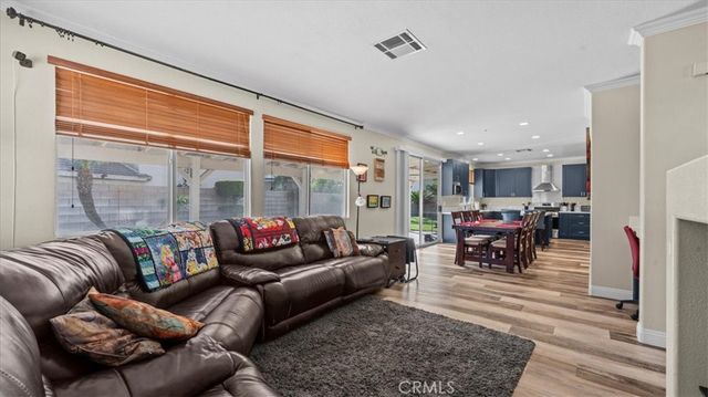 7030 Almeria, Fontana, CA 92336