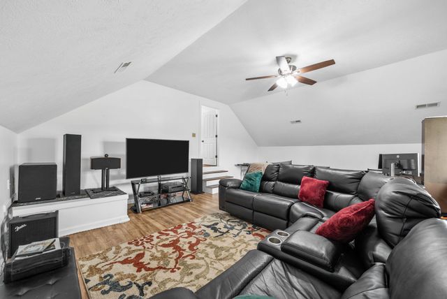 2615 Cider Dr, Clarksville, TN 37040