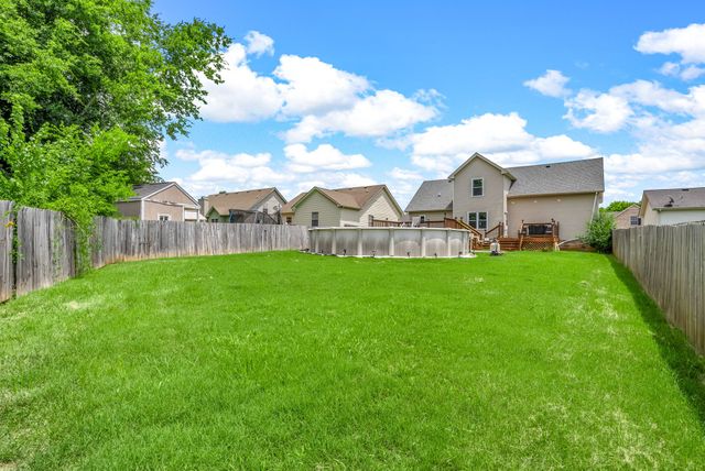 2615 Cider Dr, Clarksville, TN 37040