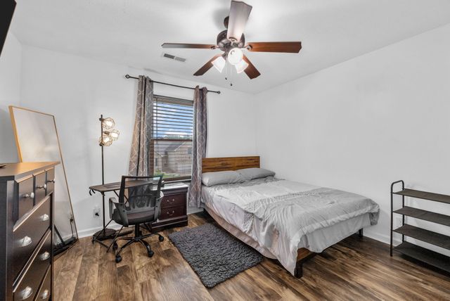 2615 Cider Dr, Clarksville, TN 37040