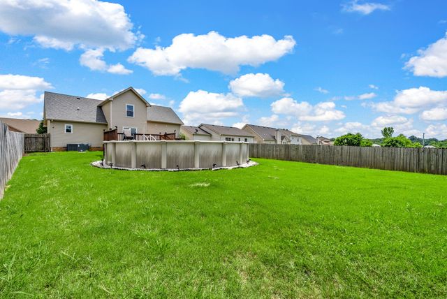 2615 Cider Dr, Clarksville, TN 37040