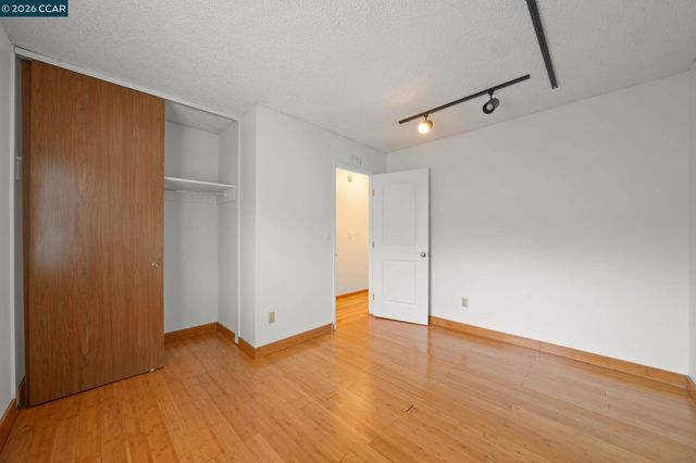 1833 Helena Dr, Concord, CA 94521