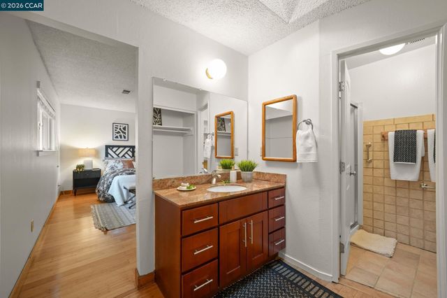 1833 Helena Dr, Concord, CA 94521