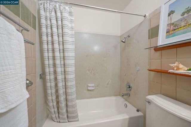 1833 Helena Dr, Concord, CA 94521