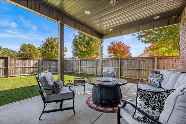 4509 SW Lilly Street, Bentonville, AR 72713