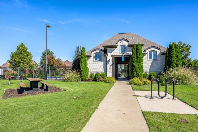 4509 SW Lilly Street, Bentonville, AR 72713