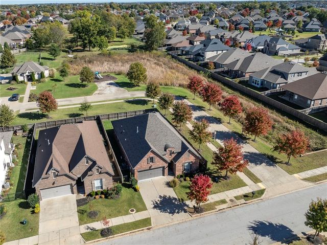 4509 SW Lilly Street, Bentonville, AR 72713