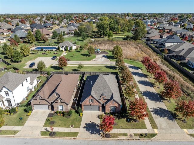 4509 SW Lilly Street, Bentonville, AR 72713