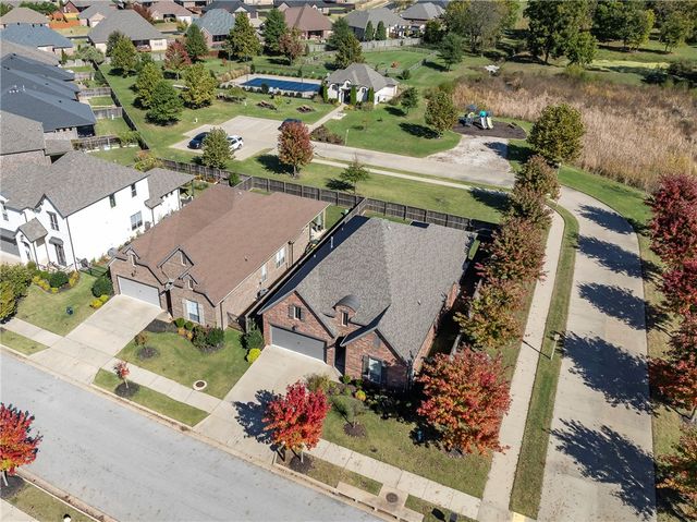 4509 SW Lilly Street, Bentonville, AR 72713