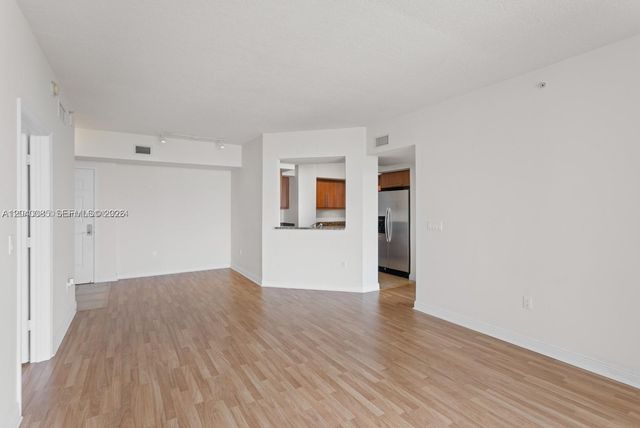 888 S Douglas Rd 1405, Coral Gables, FL 33134