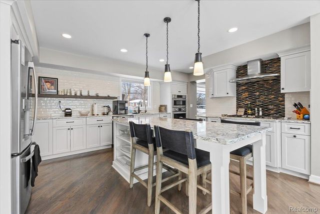 3301 Mann Road, Waterford Charter Township, MI 48346