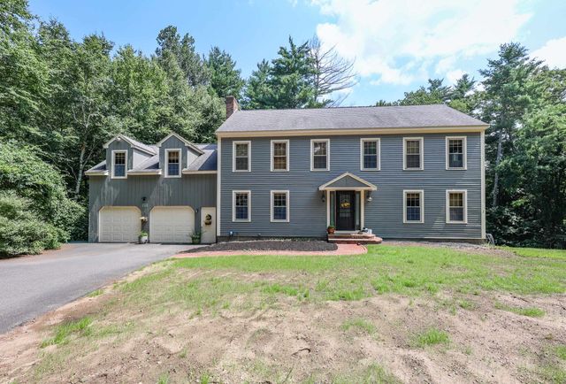 20 Christmas Tree Circle, Bedford, NH 03110