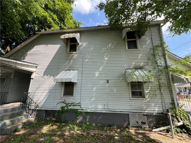 1112 Pollock Ave, New Castle, PA 16101