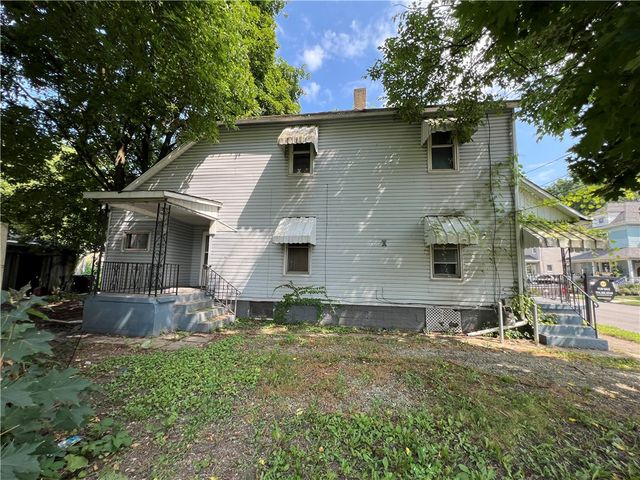 1112 Pollock Ave, New Castle, PA 16101