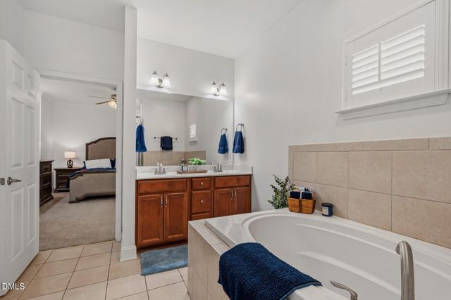 3818 Heritage Spring Circle, Wake Forest, NC 27587