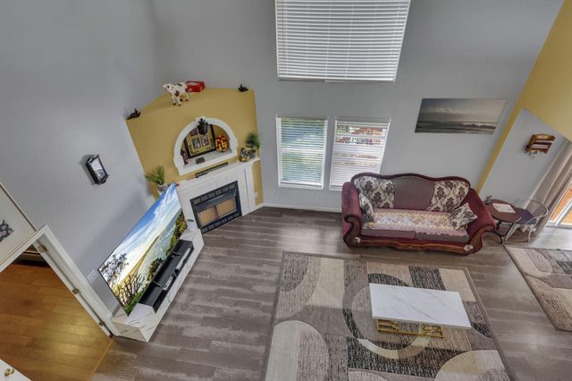 87 Knights Bridge Drive W, Pickerington, OH 43147