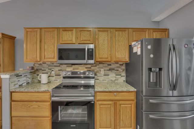 87 Knights Bridge Drive W, Pickerington, OH 43147