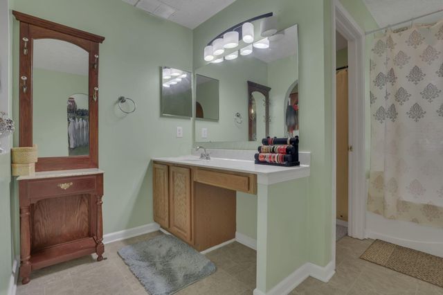 87 Knights Bridge Drive W, Pickerington, OH 43147