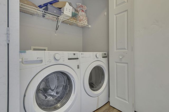 87 Knights Bridge Drive W, Pickerington, OH 43147