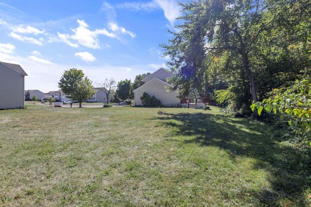 87 Knights Bridge Drive W, Pickerington, OH 43147