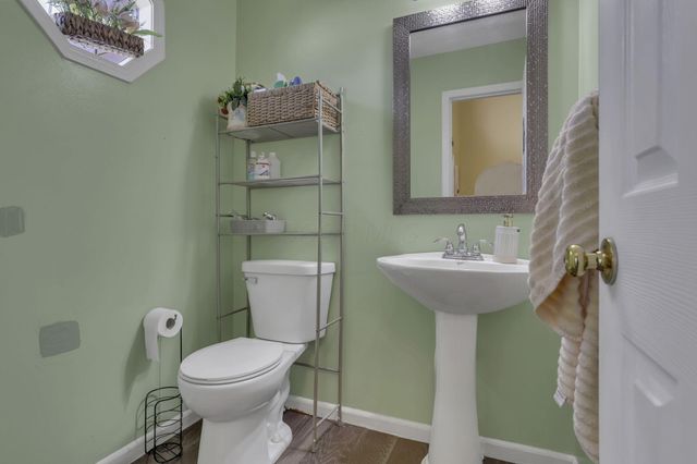 87 Knights Bridge Drive W, Pickerington, OH 43147