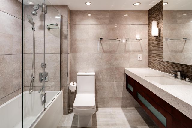 650 West Avenue 701, Miami Beach, FL 33139