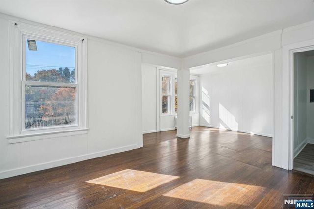 137 Closter Dock Road 2, Closter, NJ 07624