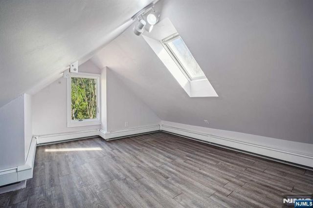 137 Closter Dock Road 2, Closter, NJ 07624