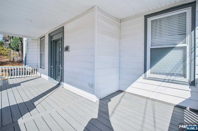 137 Closter Dock Road 2, Closter, NJ 07624