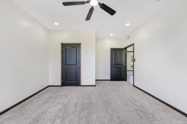 6027 Verde Way, Dallas, TX 75211