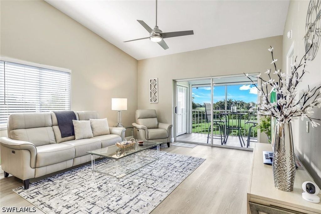 7360 Glenmoor LN 4301, Naples, FL 34104
