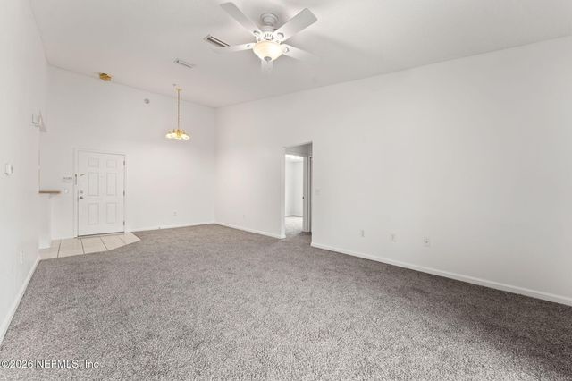 6111 MAGGIES Circle 109, Jacksonville, FL 32244