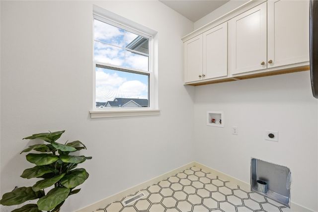 3461 Winchester Drive, Marion, IA 52302