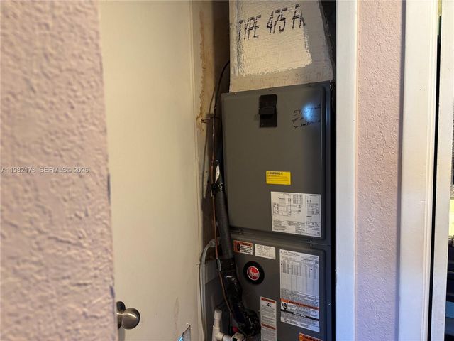 9900 Sunrise Lakes Blvd 107, Sunrise, FL 33322