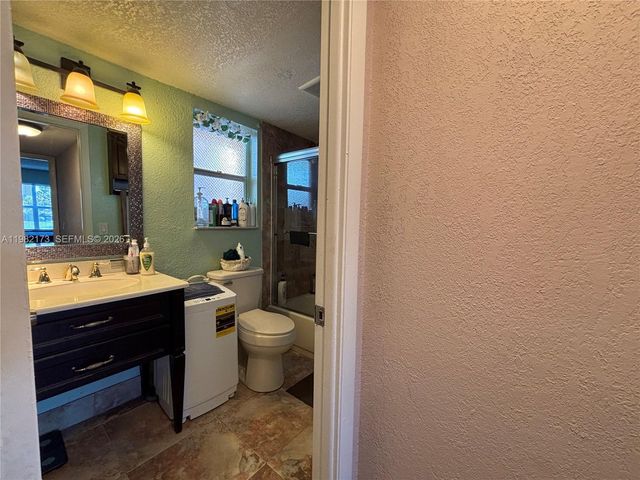 9900 Sunrise Lakes Blvd 107, Sunrise, FL 33322