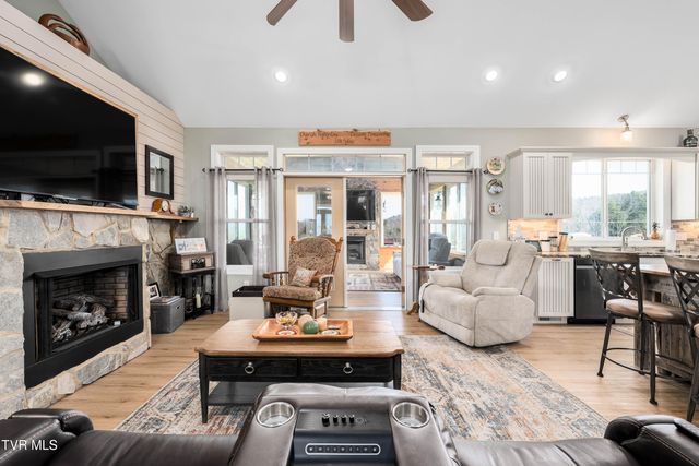 533 Highland Acres, Mountain City, TN 37683