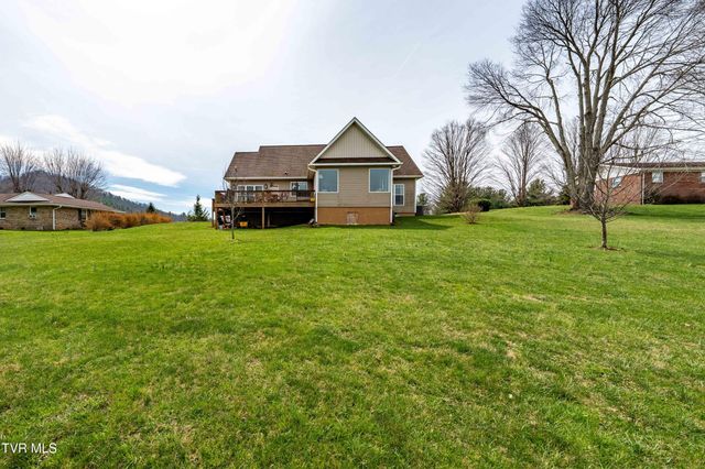 533 Highland Acres, Mountain City, TN 37683