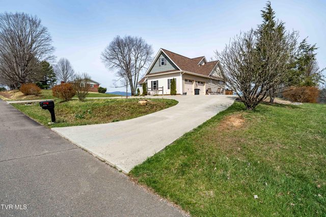 533 Highland Acres, Mountain City, TN 37683