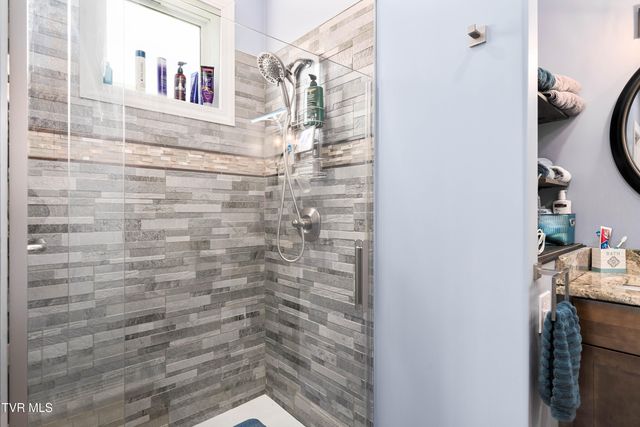 533 Highland Acres, Mountain City, TN 37683