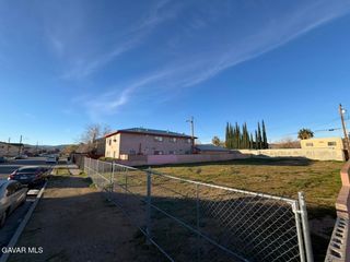 5th St E #Q Street, Palmdale, CA 93550