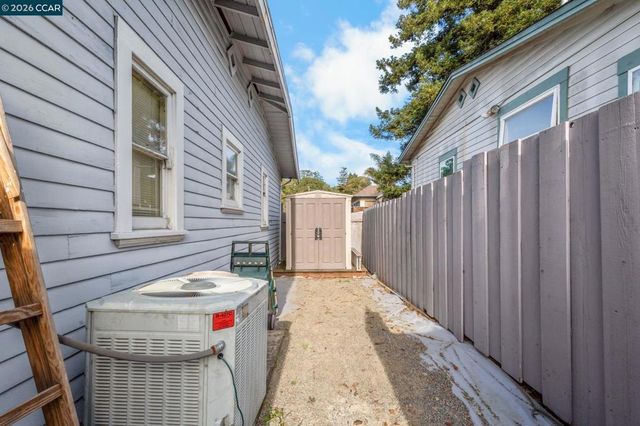 1308 Pine St, Martinez, CA 94553