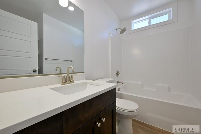 3709 Eugene Avenue, Ammon, ID 83406